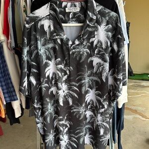 Tommy Bahama Black and White Casual Button Down Shirt